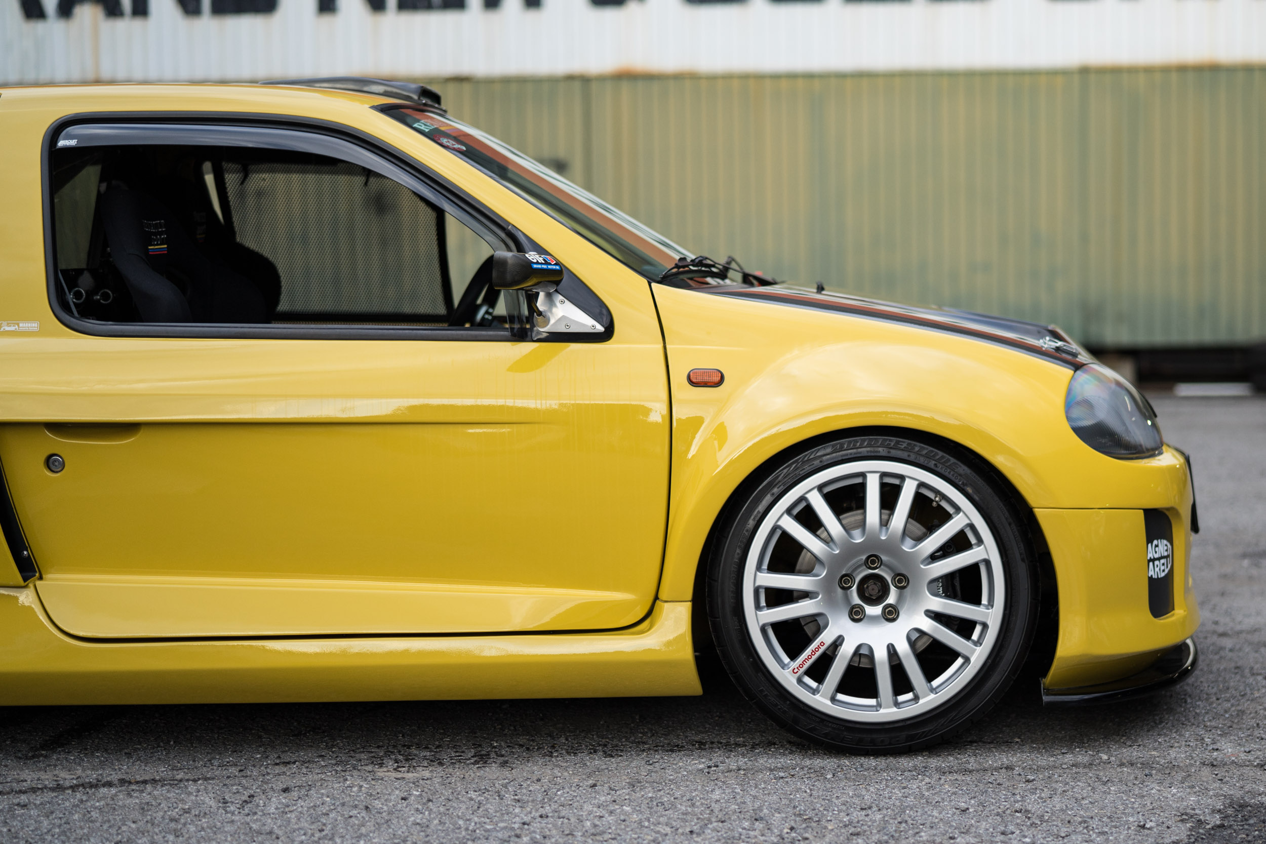 Clio RS V6.24v Trophy | 畑野自動車